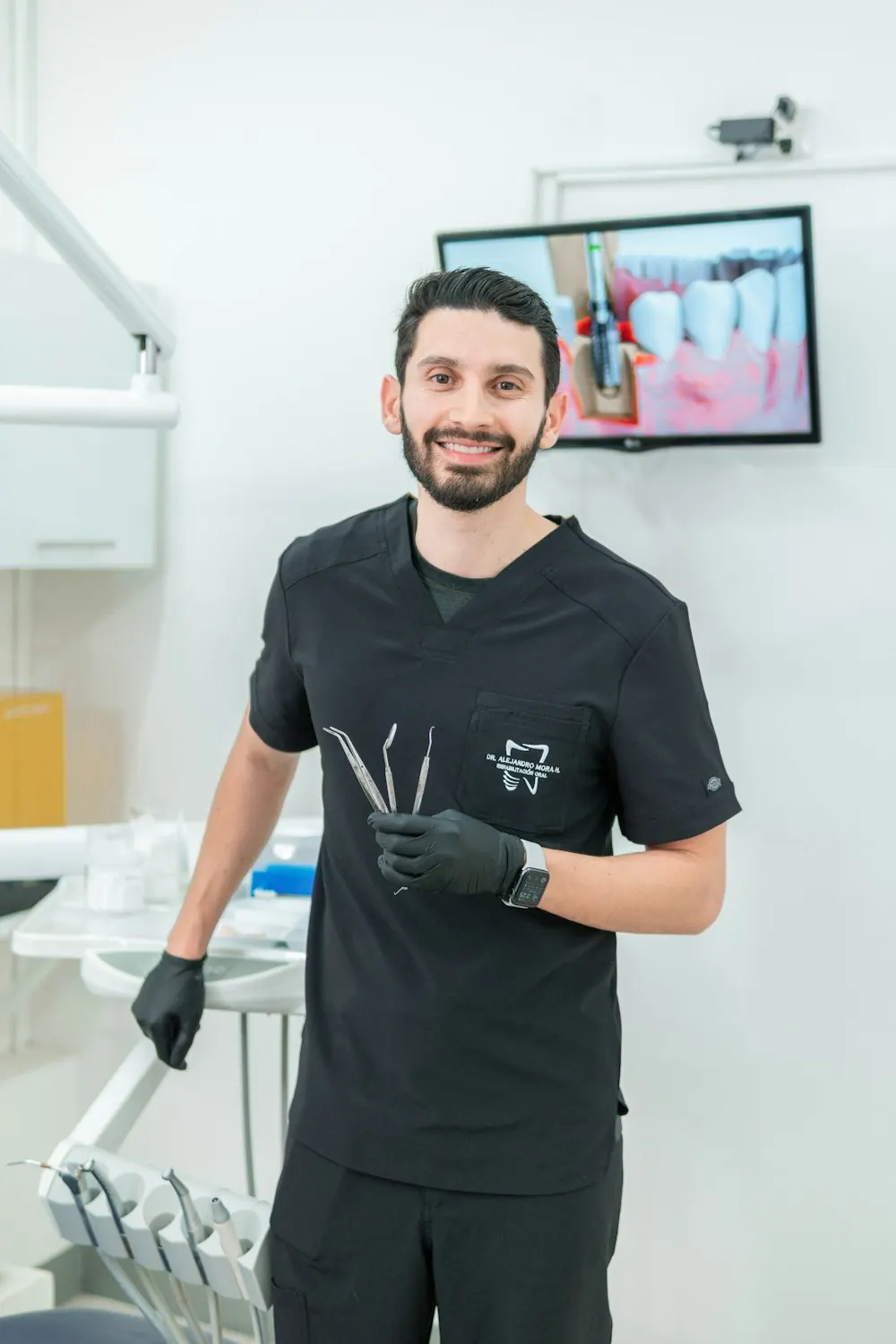 Dt. Burak Tunç portresi